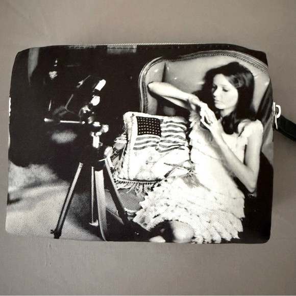 VTG Inspired Hayward Luxury Brand Cosmetic Bag for Jet Blue~NWOT - Picture 1 of 11